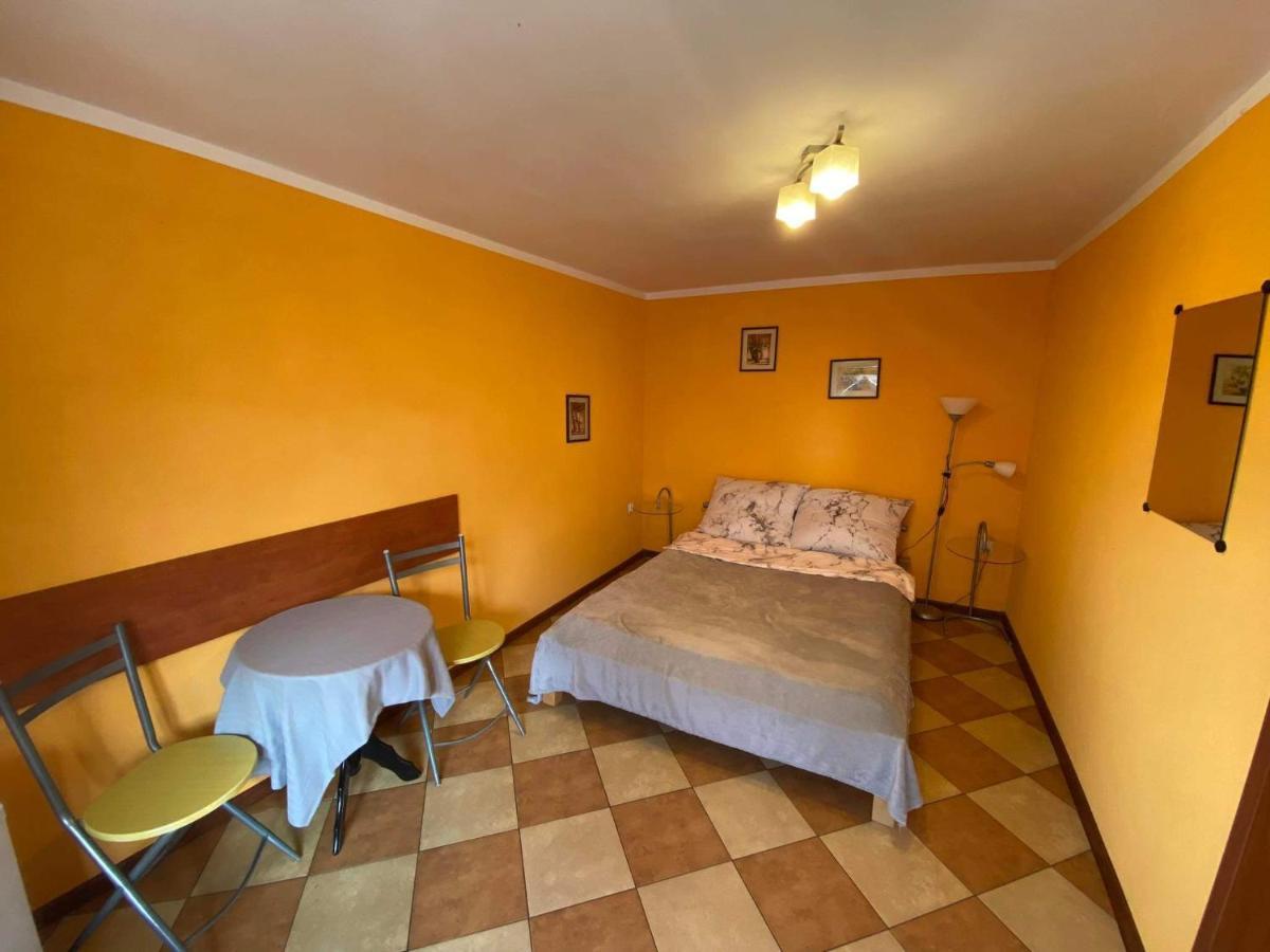Pokoje Goscinne Marcin Łeba Buitenkant foto